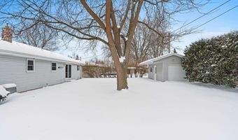 2405 N ERB St, Appleton, WI 54911