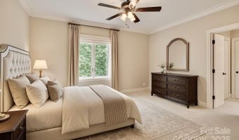 2500 Giverny Dr, Charlotte, NC 28226