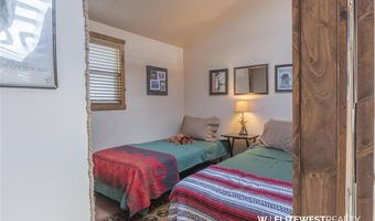 33 Cumberland Rd, Clark, WY 82435