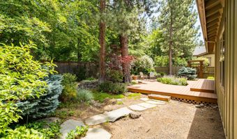 60836 Yellow Leaf St, Bend, OR 97702