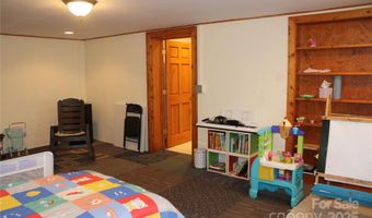 372 Silver Springs Dr 20, Banner Elk, NC 28604