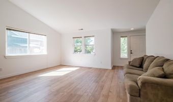 3806 Avalon Ave NE, Albany, OR 97322