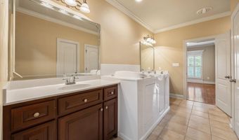 25112 Kingston Dr, Athens, AL 35613