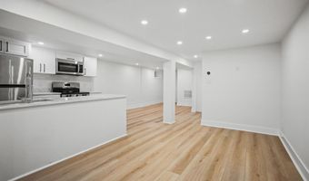 31 W 46TH St 1, Bayonne, NJ 07002