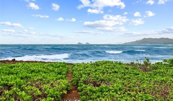 592 Kaimalino St, Kailua, HI 96734