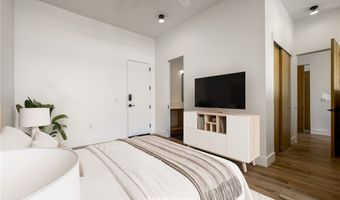 905 SE 4th St 210, Bentonville, AR 72712