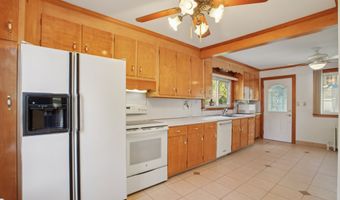 108 Woodland Ave, Bloomfield, CT 06002