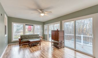 165 Oak Ridge Dr, Berlin, CT 06037
