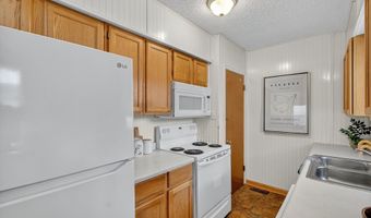 2741 57th St, Des Moines, IA 50310