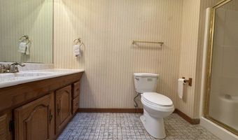63 N Mountain Rd, Brookfield, CT 06804