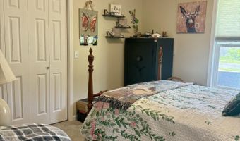 210 N Pike St, Anna, OH 45302