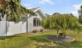 359 S Shilling Ave, Blackfoot, ID 83201