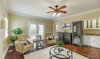 124 Pin Oak Ct, Athens, GA 30606