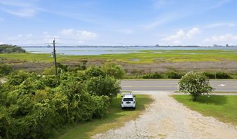 1116 E Fort Macon Rd, Atlantic Beach, NC 28512