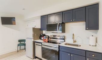 18919 SW HAZELWOOD Ln, Beaverton, OR 97078