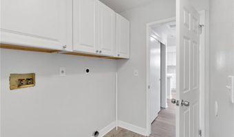 19227 Willow Dr, Apple Valley, CA 92308