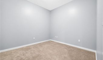 4575 DEAN MARTIN Dr 304, Las Vegas, NV 89103