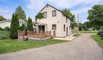 304 9th St SW, Austin, MN 55912
