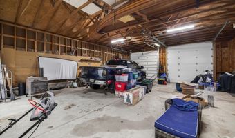 291 W Davis St, Bloomfield, IN 47424