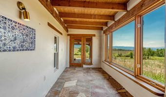 334 Hwy 150, Arroyo Seco, NM 87514