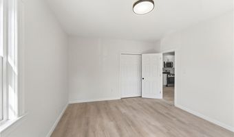 26 Alto St, Cranston, RI 02920