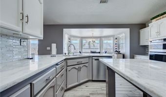 19783 Lara Ln, Apple Valley, CA 92308