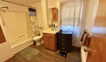 69 Green St, Augusta, ME 04330