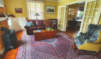 101 WASHINGTON St, Berlin, MD 21811