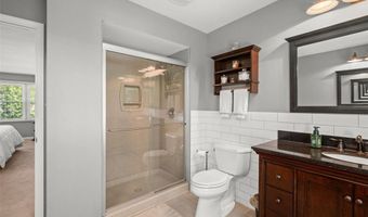 1858 Dougherty Estates Dr, Ballwin, MO 63021