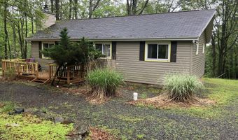12 Chickadee Ln, Albrightsville, PA 18210