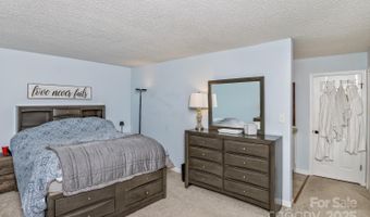 107 Cedar Forest Trl 107, Asheville, NC 28803