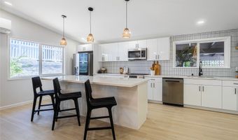 2330 Ahakapu St, Pearl City, HI 96782