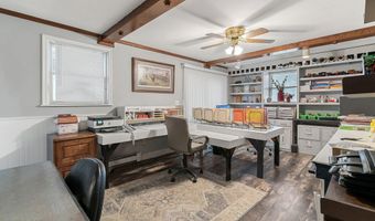 19 Elm St, Beachwood, NJ 08722