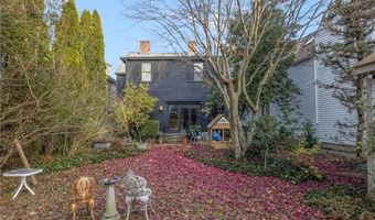 73 Thames St 1, Newport, RI 02840