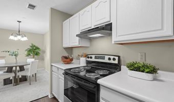6767 Meadow Creek Dr 104, Columbus, OH 43235