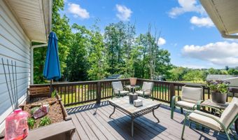 343 Soybean Dr, Appomattox, VA 24522