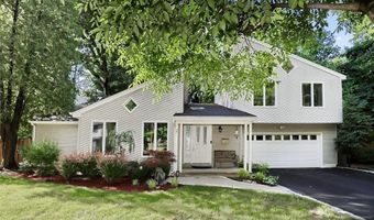 69 Pittis Ave, Allendale, NJ 07401