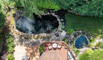 38 Mark Dr, Lincoln, RI 02865