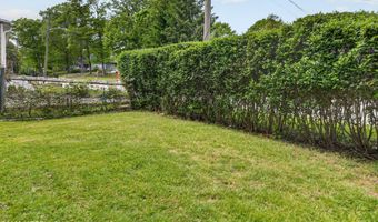 16 Oneida Ave, Atlantic Highlands, NJ 07716