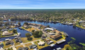 1621 SPRING GARDEN Dr, Astor, FL 32102