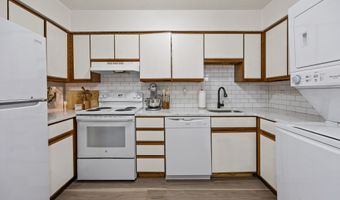 426 Emmett St APT N, Bristol, CT 06010