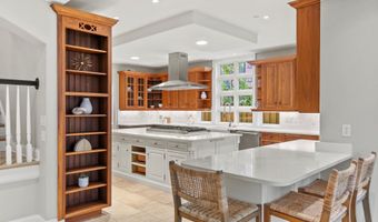 8008 GLENBROOK Rd, Bethesda, MD 20814