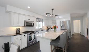 6 Jennifer Ln, Amherst, NH 03031