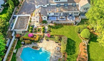58 Knollwood Ln, Darien, CT 06820