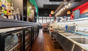 382 Thames St, Bristol, RI 02809