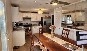 22 Osceola Ln, Billerica, MA 01821