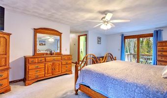 55 Whisper Ln, North Kingstown, RI 02852