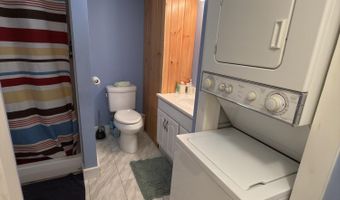 14 Wards Hill Rd, Baldwin, ME 04091