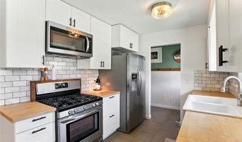 1015 Lowell Dr, Apple Valley, MN 55124