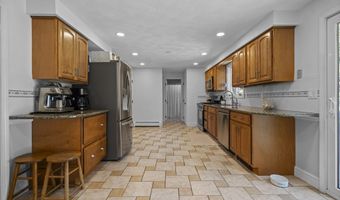 9 Meridien Way, Billerica, MA 01821